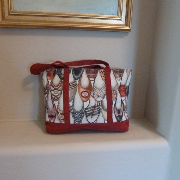 Handbag or Tote NWT Unique Shoes Pattern Handcraft - Picture 1 of 6
